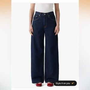 Levi’s Cinch Baggy Wide-Leg Jeans
